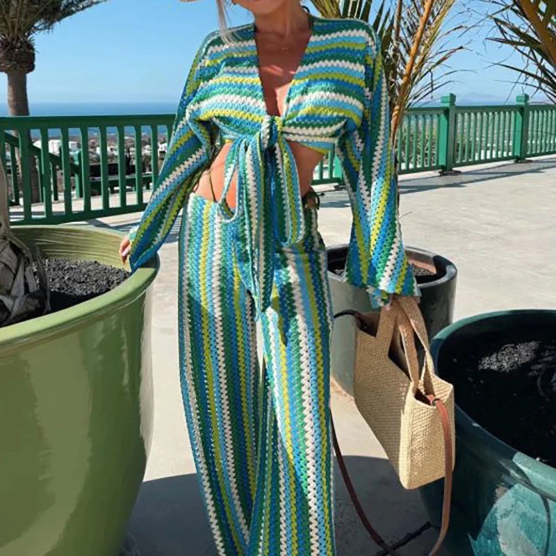 Ensemble haut court et pantalon taille haute