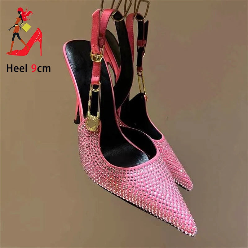 Escarpins à strass et paillettes