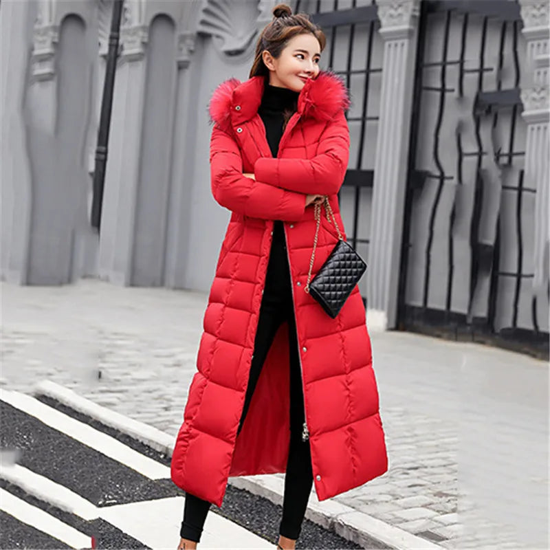 joli manteau rouge avec fourrure