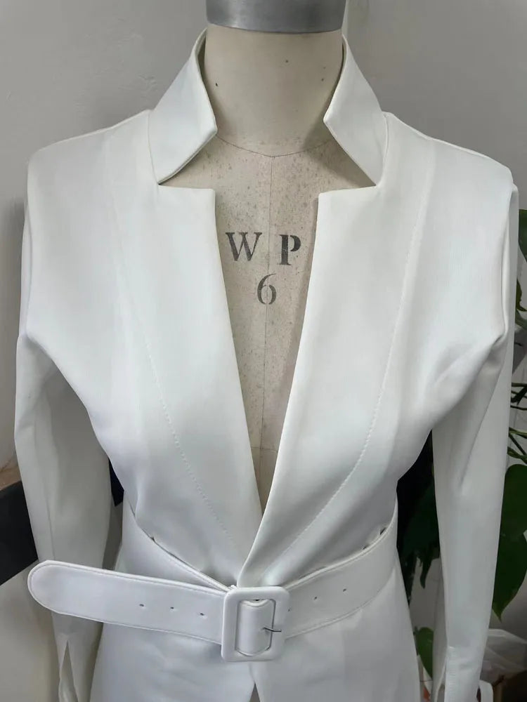 Blazer élégant à col montant pour femme